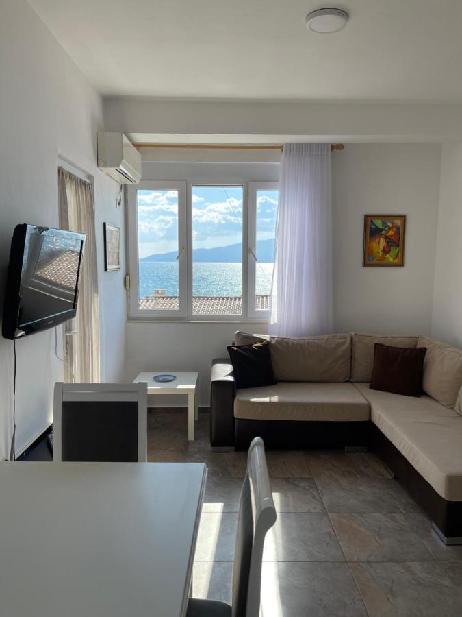 סרנדה Sunny Bay Apartments מראה חיצוני תמונה