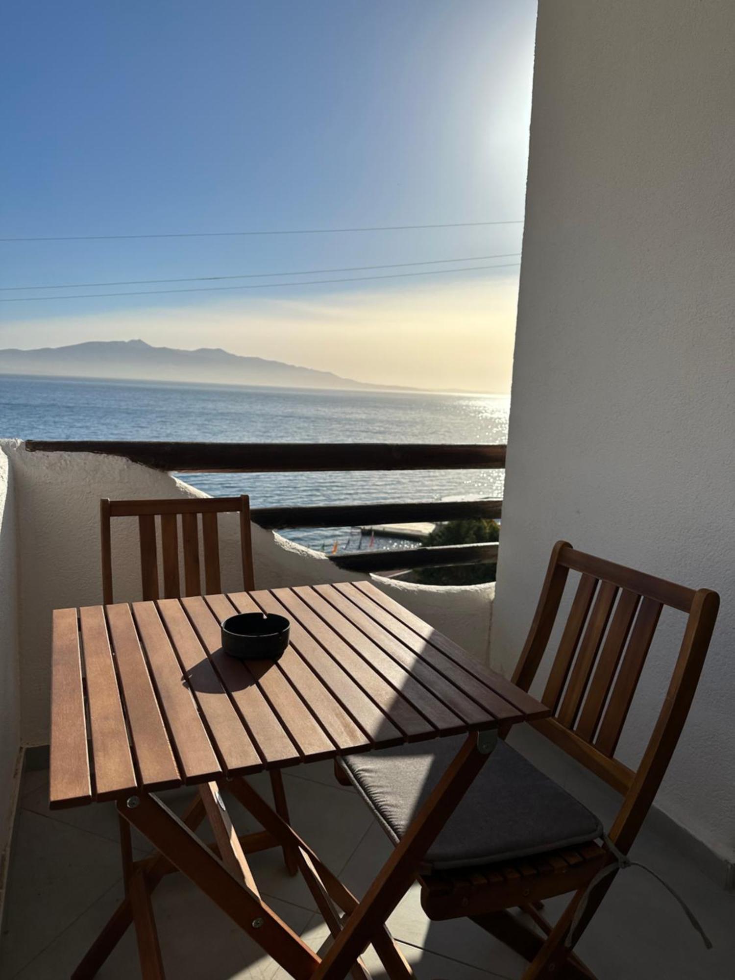 סרנדה Sunny Bay Apartments מראה חיצוני תמונה