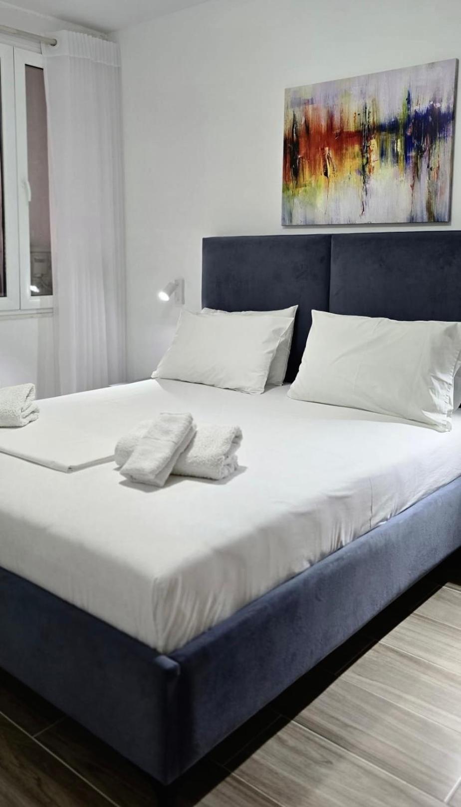 סרנדה Sunny Bay Apartments מראה חיצוני תמונה