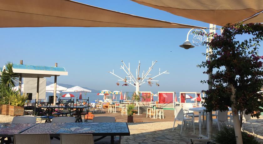 סרנדה Sunny Bay Apartments מראה חיצוני תמונה