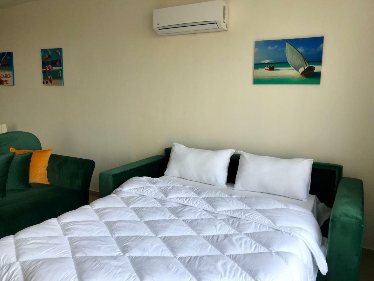 סרנדה Sunny Bay Apartments מראה חיצוני תמונה