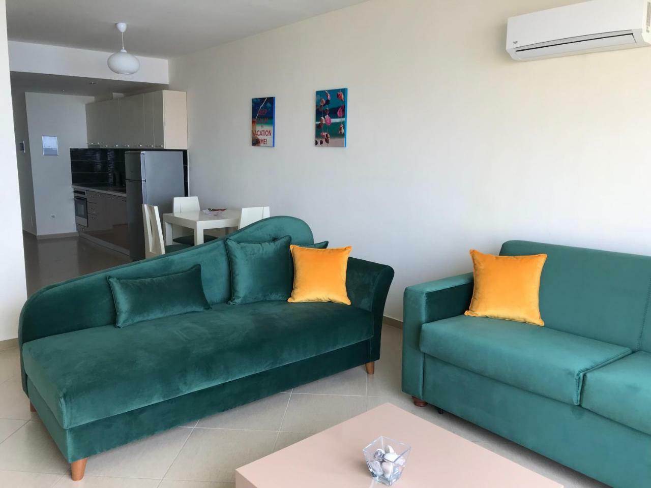 סרנדה Sunny Bay Apartments מראה חיצוני תמונה